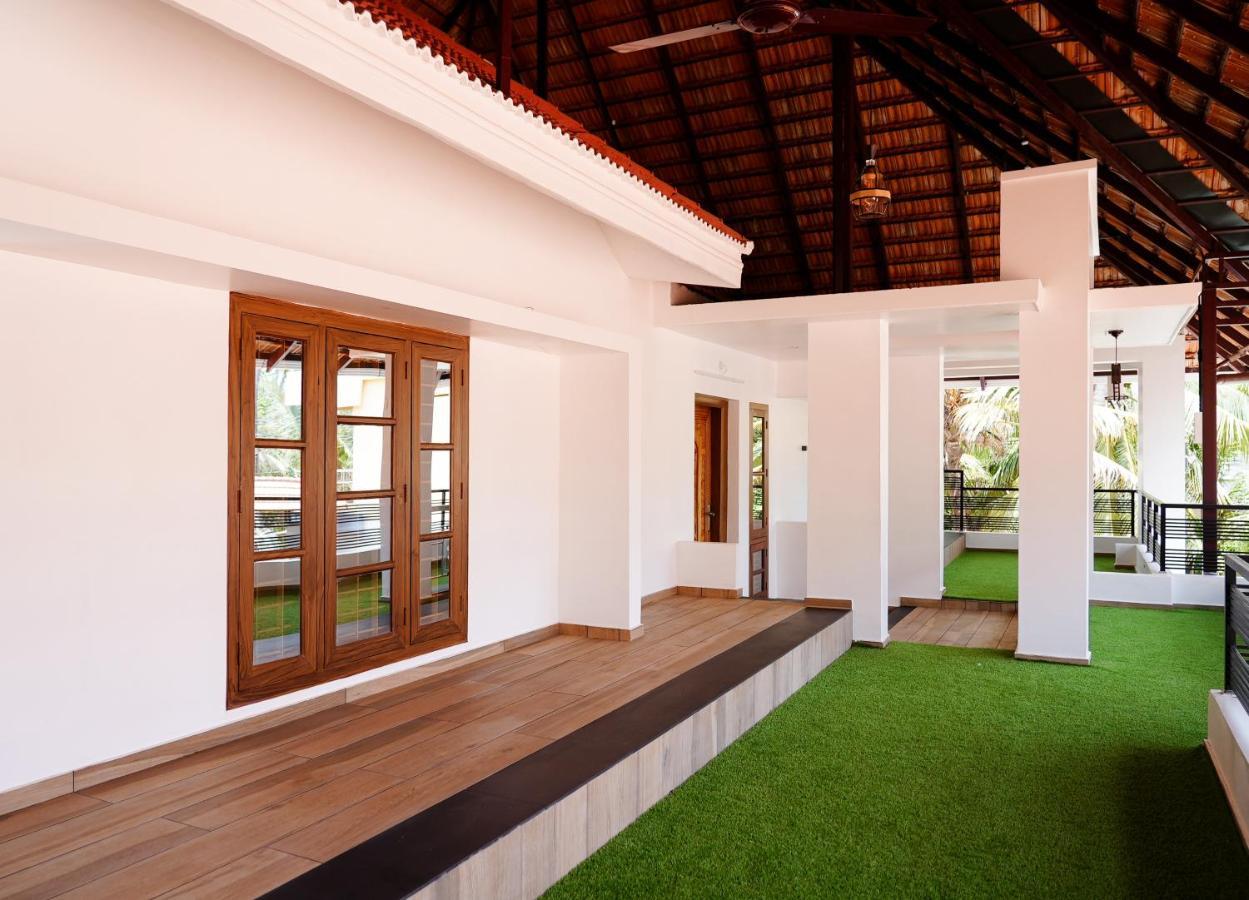 Kalloos Island Backwater Resort Kollam Exterior foto